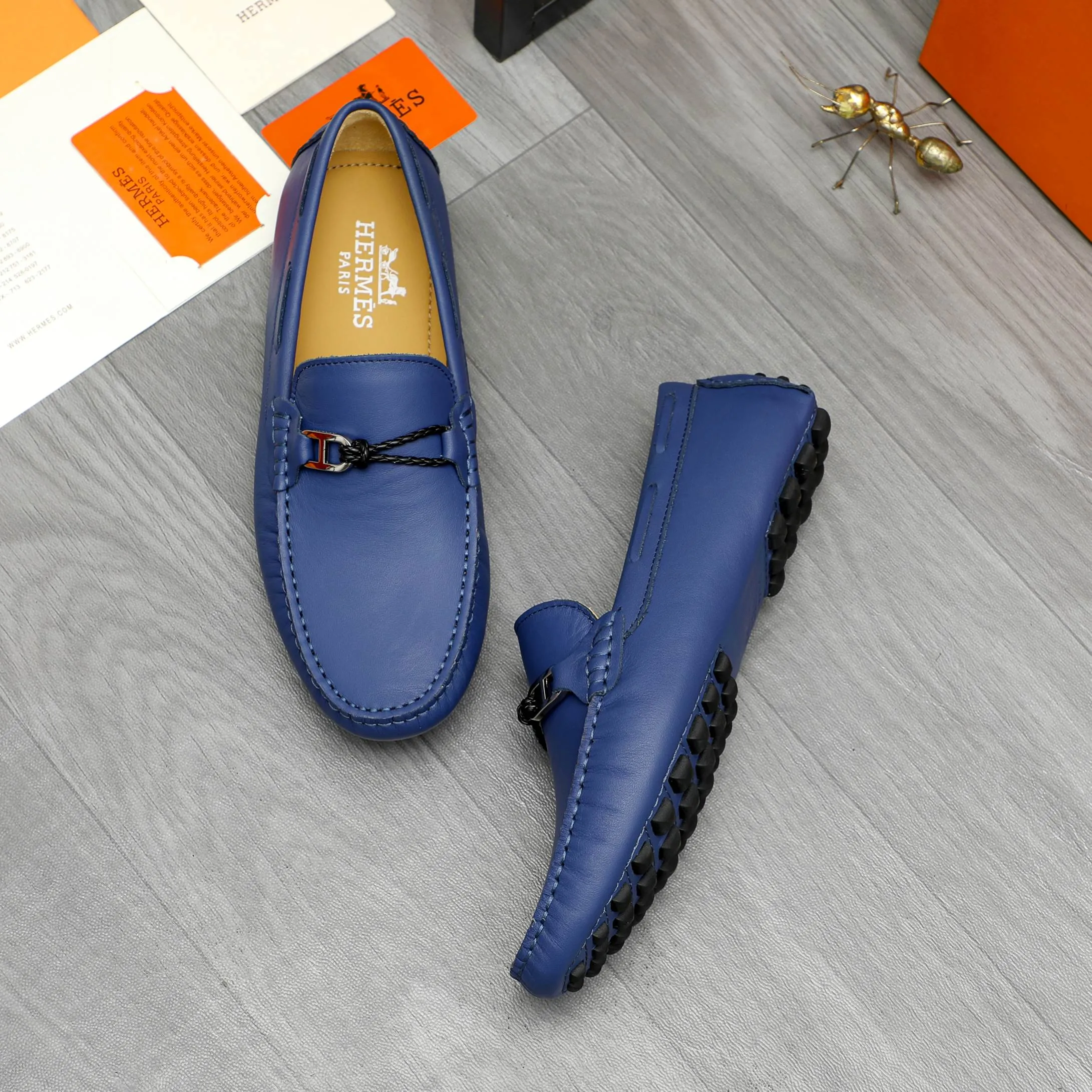 Men's shoes 💰420 Product trademark: HERMES "Hermes" casual slip-on shoes Regular size: 38-46 (45.46 custom-made, non-returnable) Product materials: Selected high-quality cowhide upper, sheepskin lining, non-slip bean outsole
